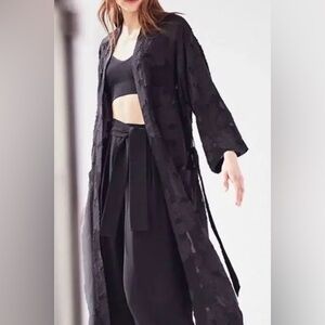 Aritzia Wilfred Durante Satin Duster Robe Black Textured Kimono M